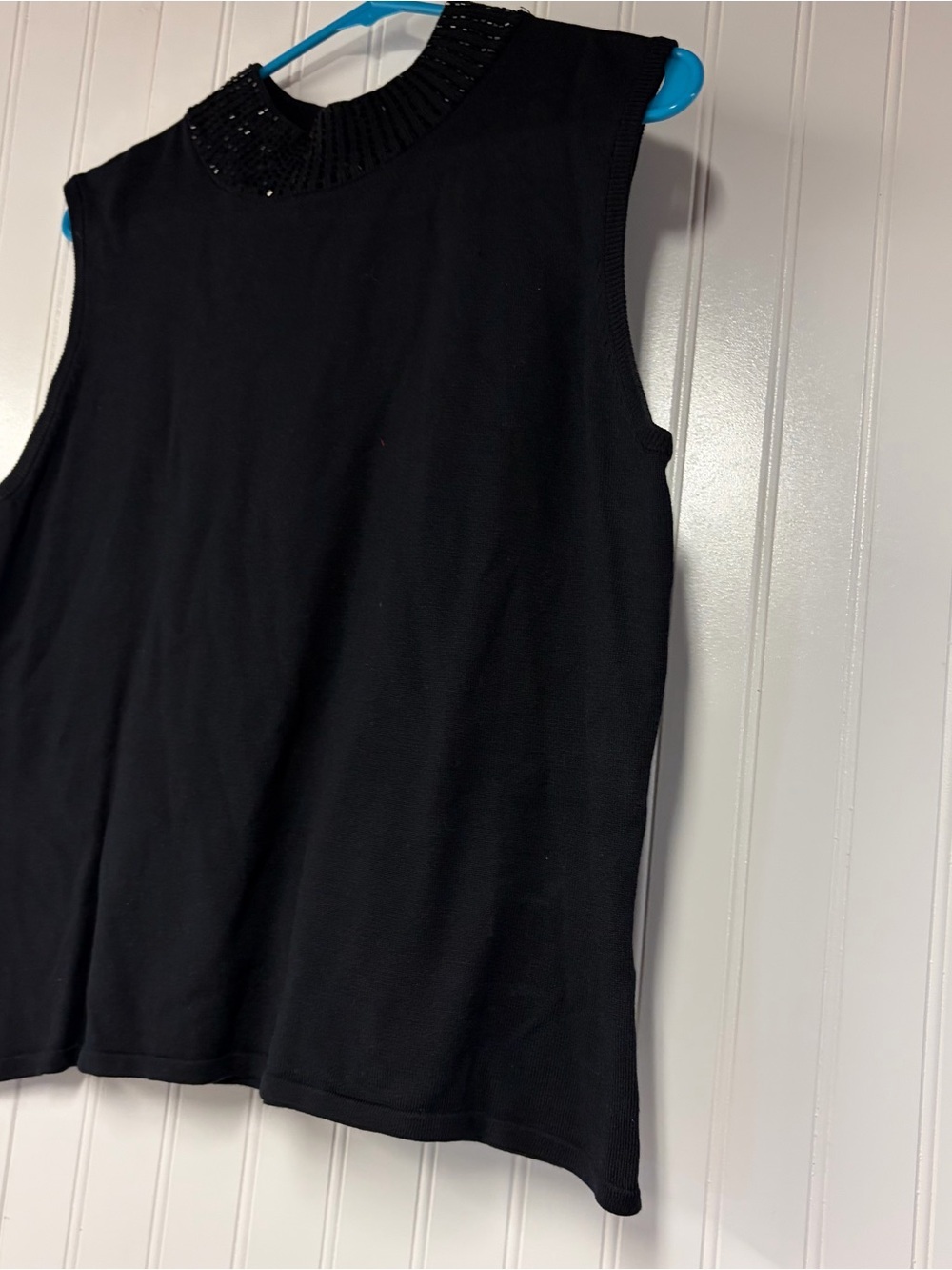Nicole Miller Black Sleeveless Mock Neck Tank with Beaded Collar Size 16 - Picture 2 of 5